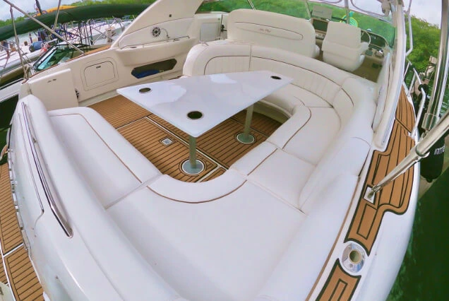 asientos-yate-intrepido-46-ft