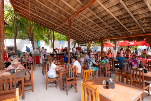 buffet-de-restaurante-en-isla mujeres