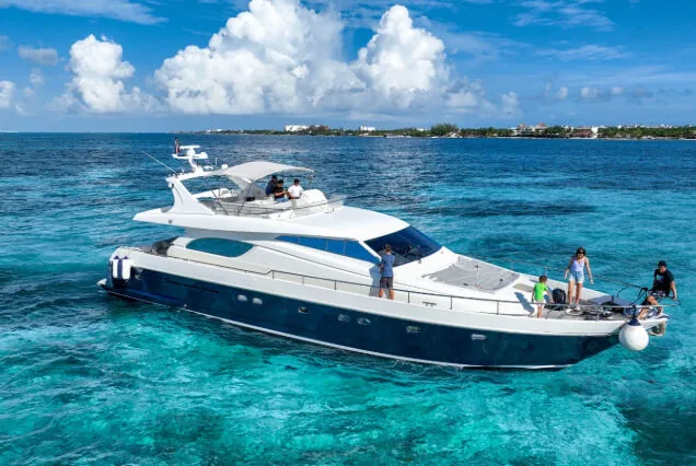 yate-ferretti-72-ft