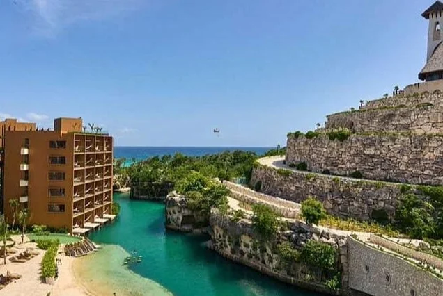 hotel-xcaret-arte